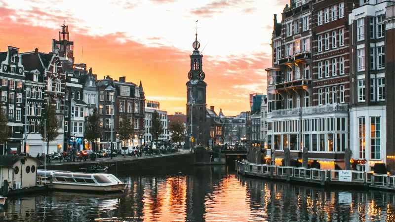 Exploring Amsterdam's Waterways: What First-Time Visitors Should Know